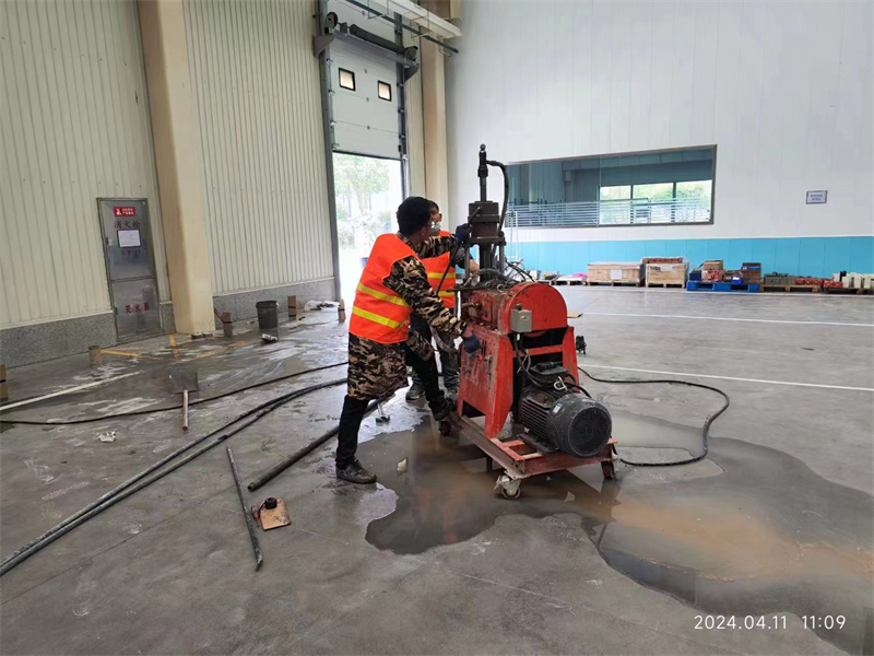 南岗厂房地面下沉塌陷注浆加固施工